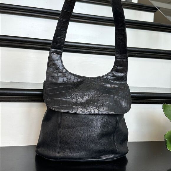 Tignanello Genuine Leather Shoulder Bag – Unique Croc-Embossed Flap Soft Lux - Picture 1 of 12